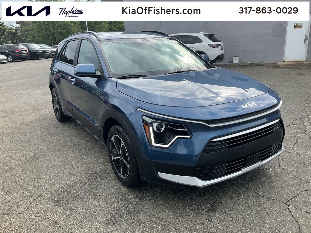 Used 2025 Kia Niro EX SUV