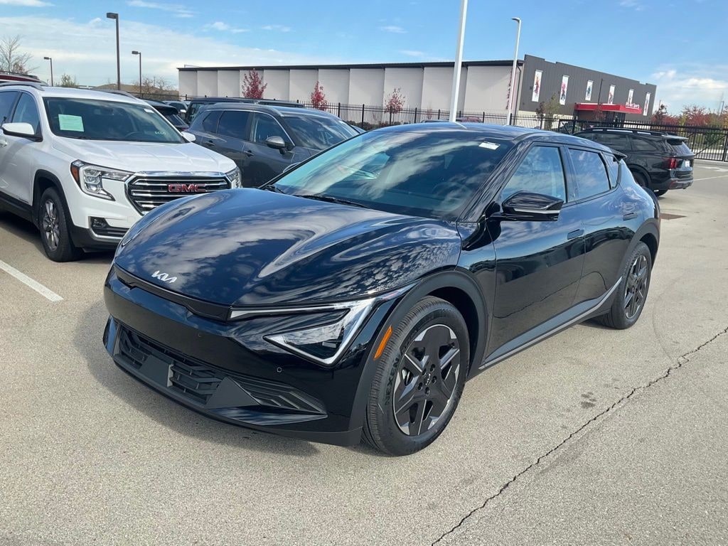 New 2025 Kia EV6 Light Long Range SUV