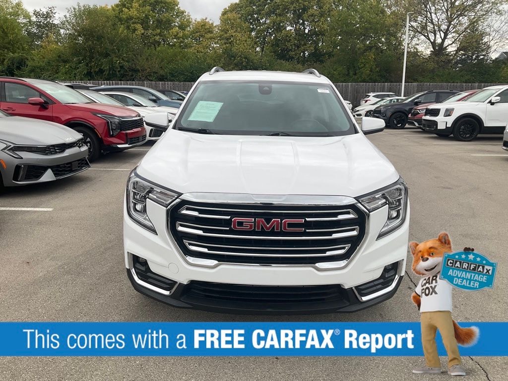 Used 2024 GMC Terrain SLT SUV