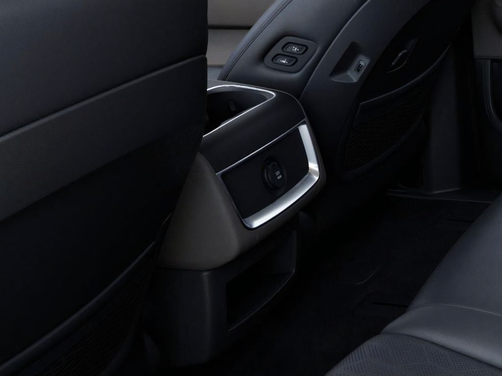 2026 Kia Carnival EX - Photo 29