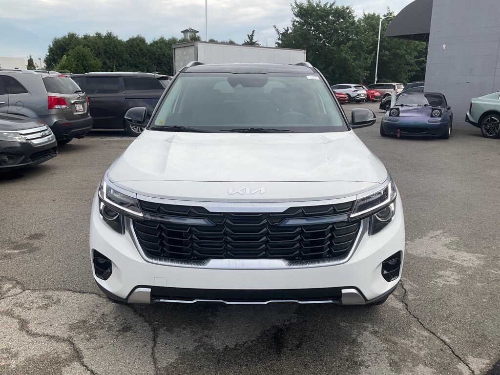 2026 Kia Seltos S photo 2