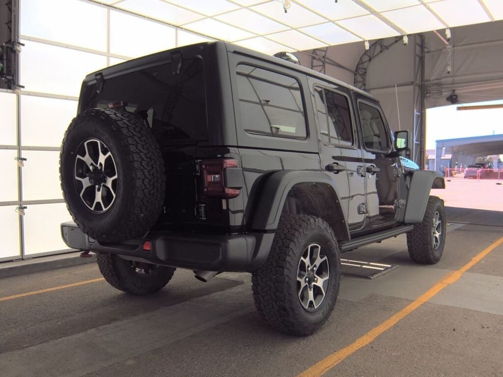 2022 Jeep Wrangler Unlimited Rubicon photo 2