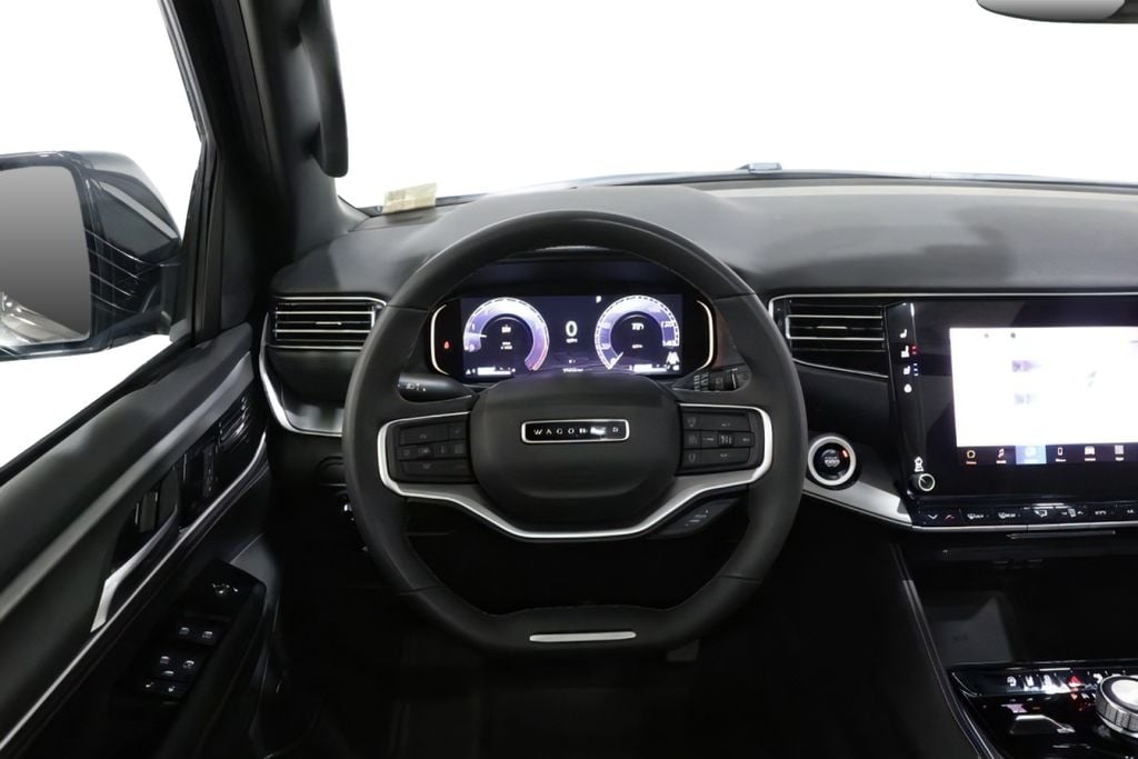2025 Jeep Wagoneer Series I - Photo 13