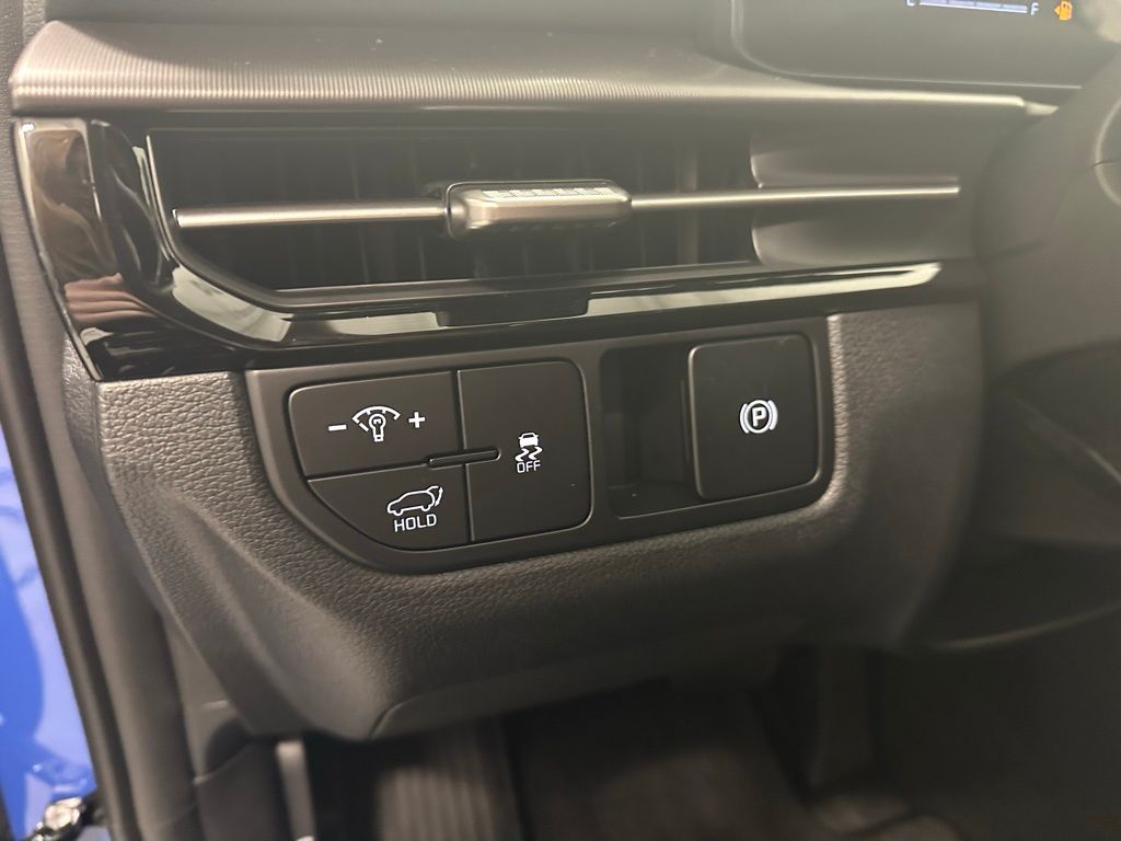 2026 Kia Sportage EX - Photo 14