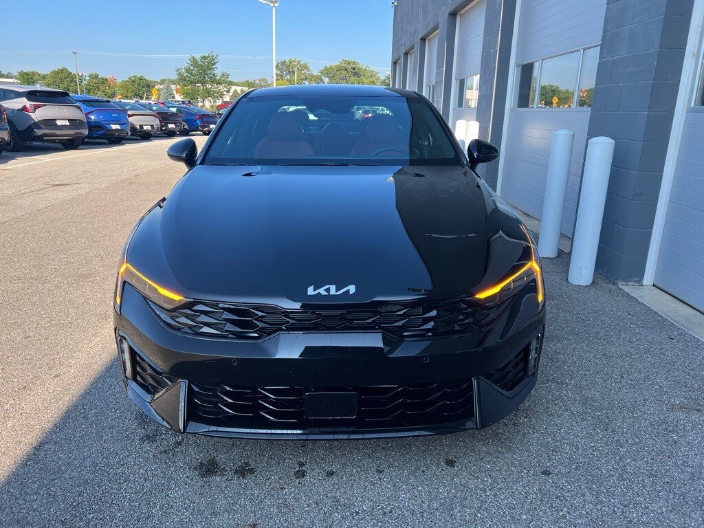 2026 Kia K5 GT-Line photo 2