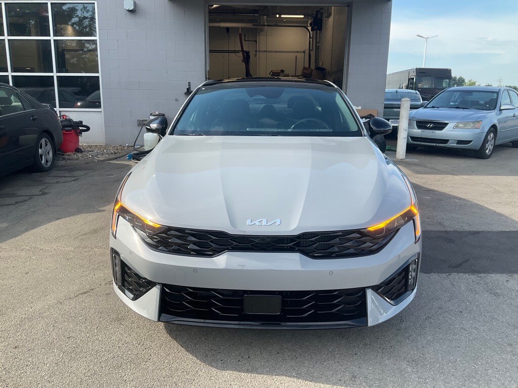 2026 Kia K5 GT photo 2