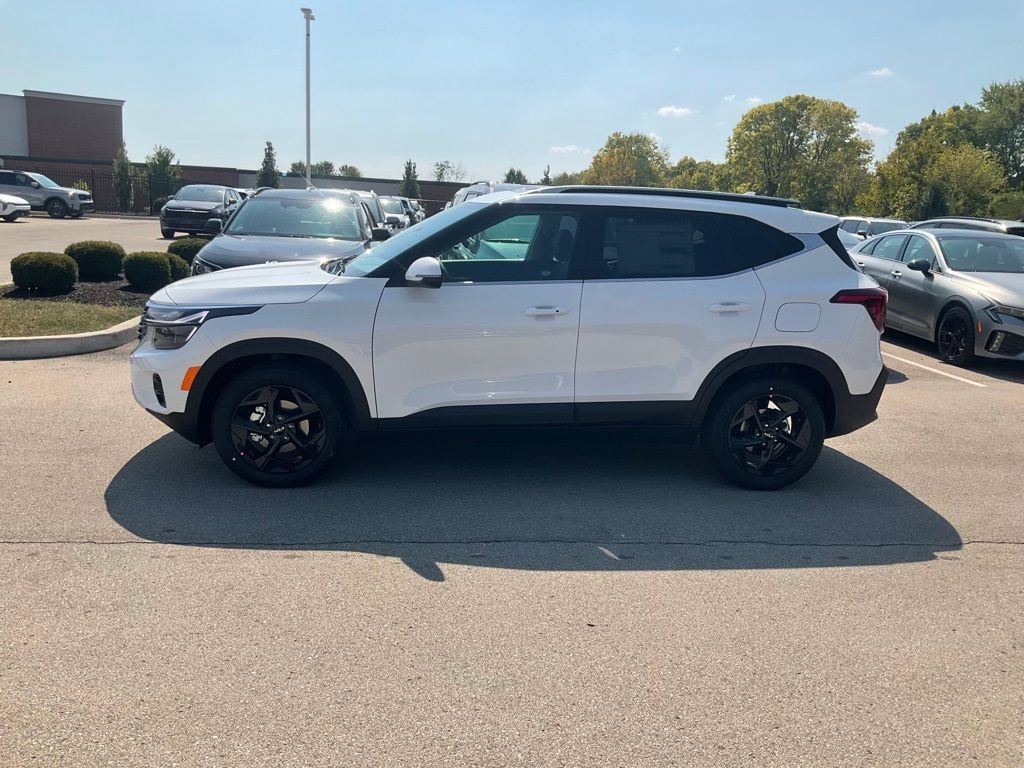 New 2026 Kia Seltos EX SUV