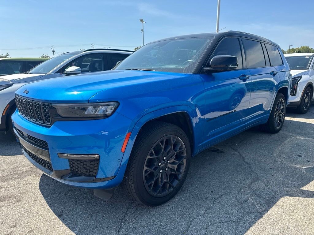 Used 2023 Jeep Grand Cherokee L Summit SUV