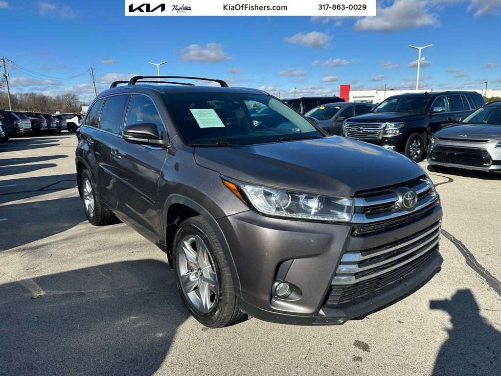 Used 2017 Toyota Highlander Limited SUV