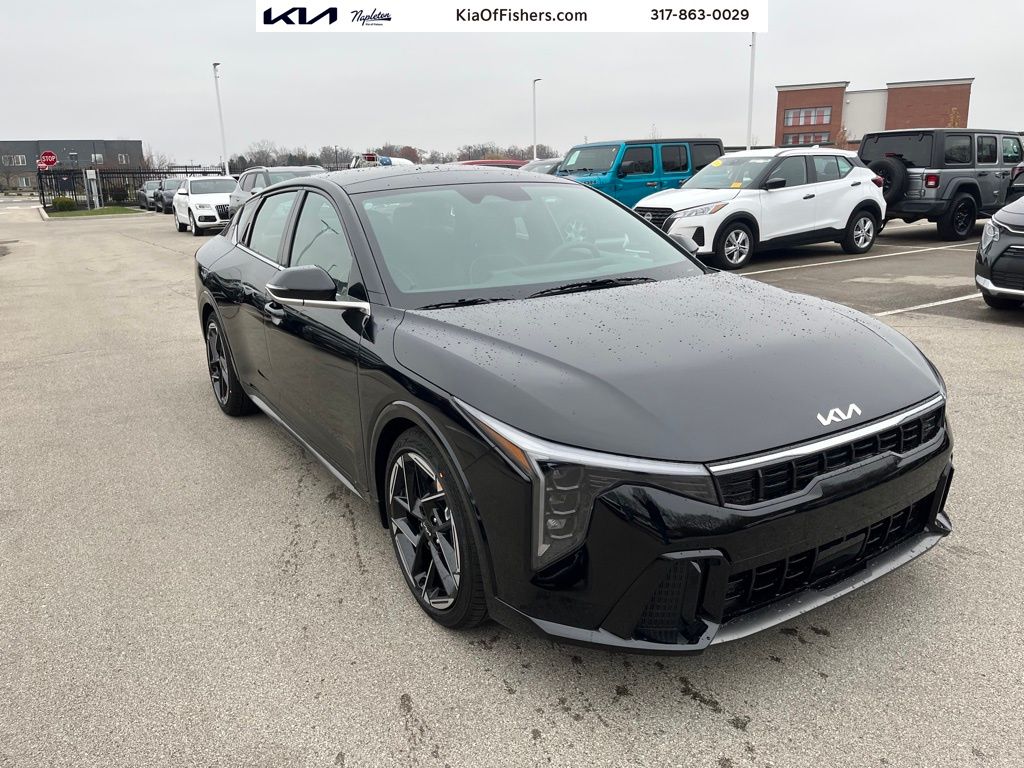 2025 Kia K4 GT-Line's photo