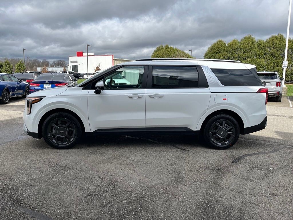 New 2026 Kia Carnival Hybrid EX Van Passenger Van
