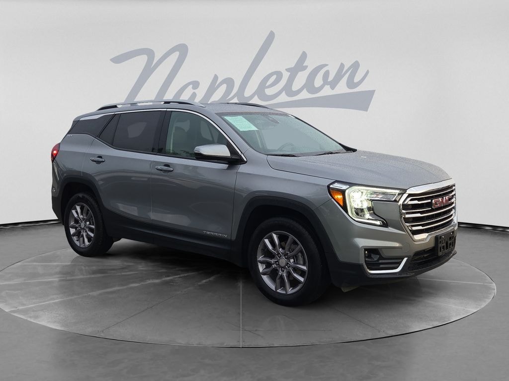 Used 2024 GMC Terrain SLT SUV
