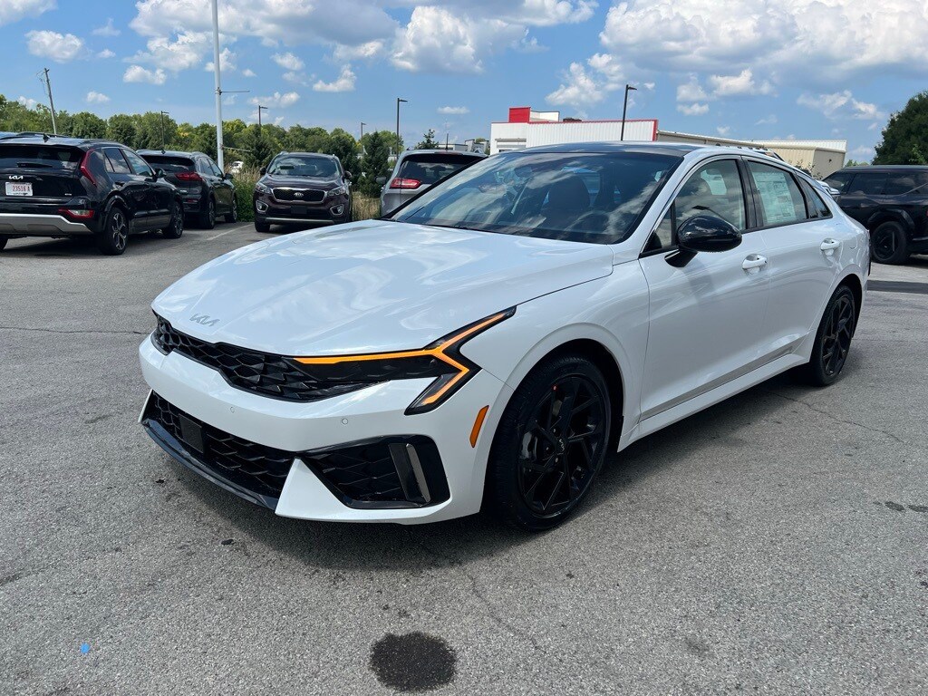 2026 Kia K5 GT-Line photo 3