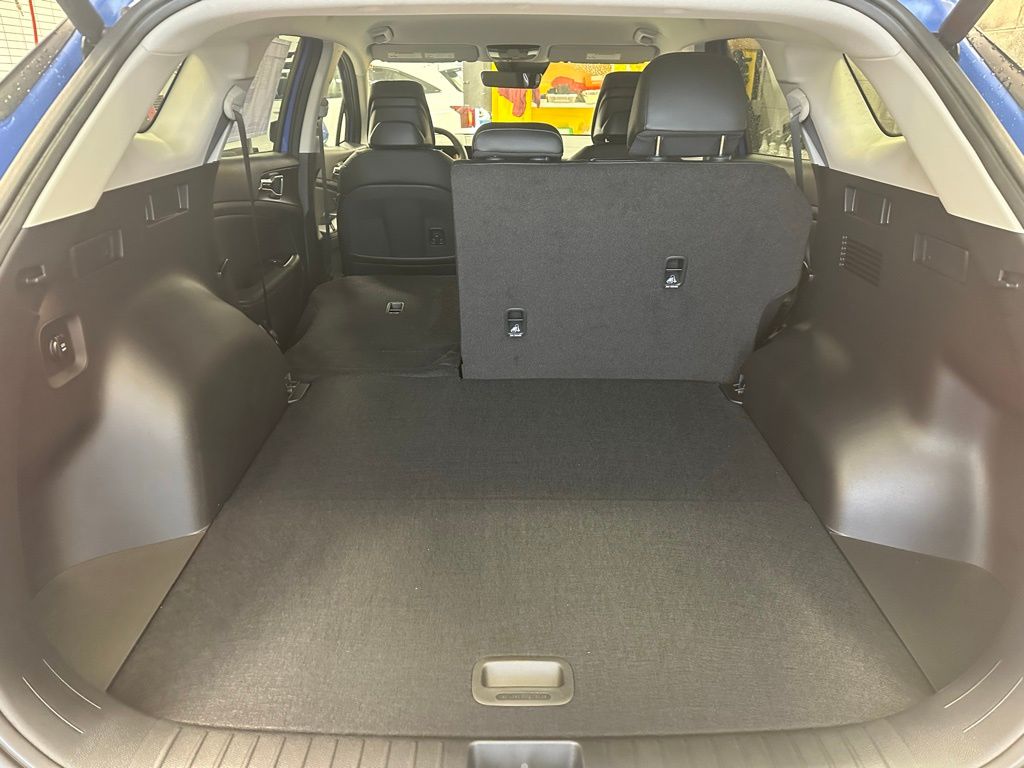 2026 Kia Sportage EX - Photo 32