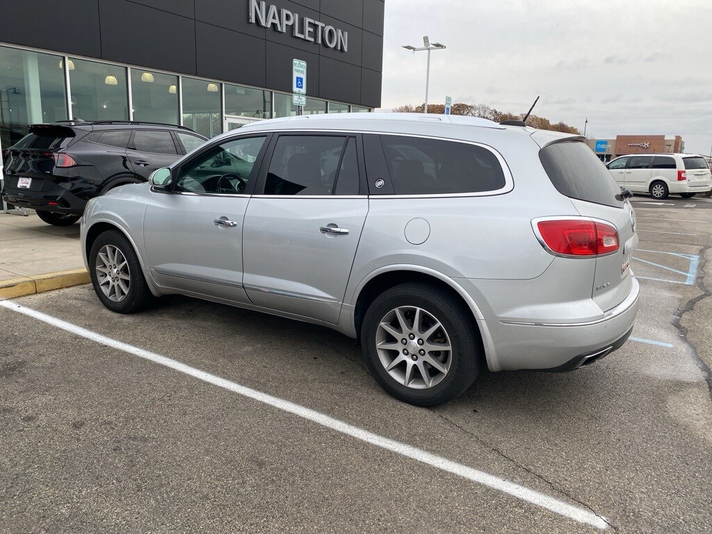 2016 Buick Enclave Leather photo 3