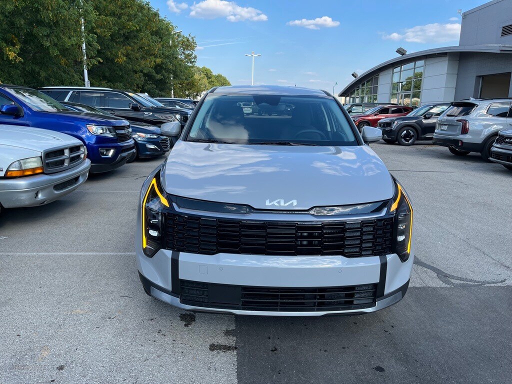 2026 Kia Sportage Hybrid S photo 2