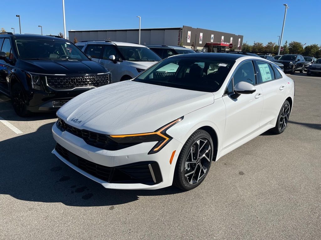 New 2026 Kia K5 EX Sedan