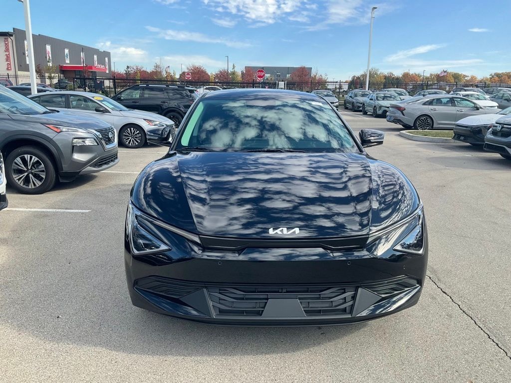 New 2025 Kia EV6 Light Long Range SUV