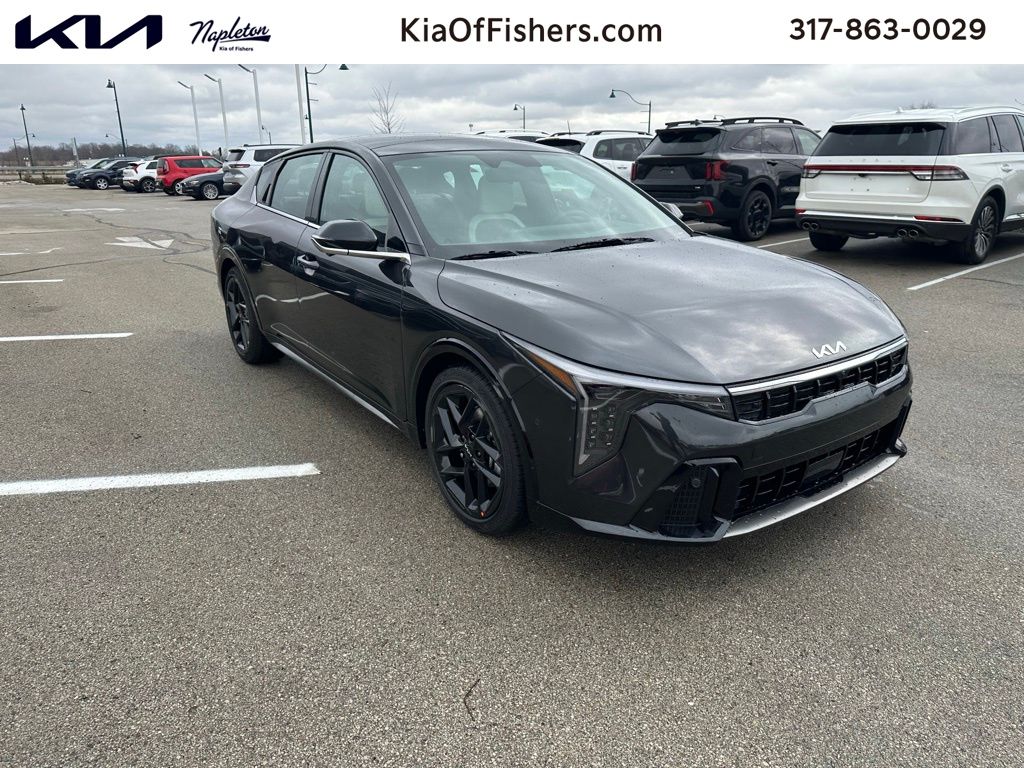 2025 Kia K4 GT-Line Turbo's photo