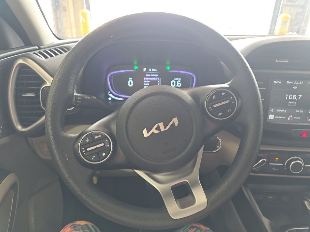 Used 2025 Kia Soul LX Hatchback