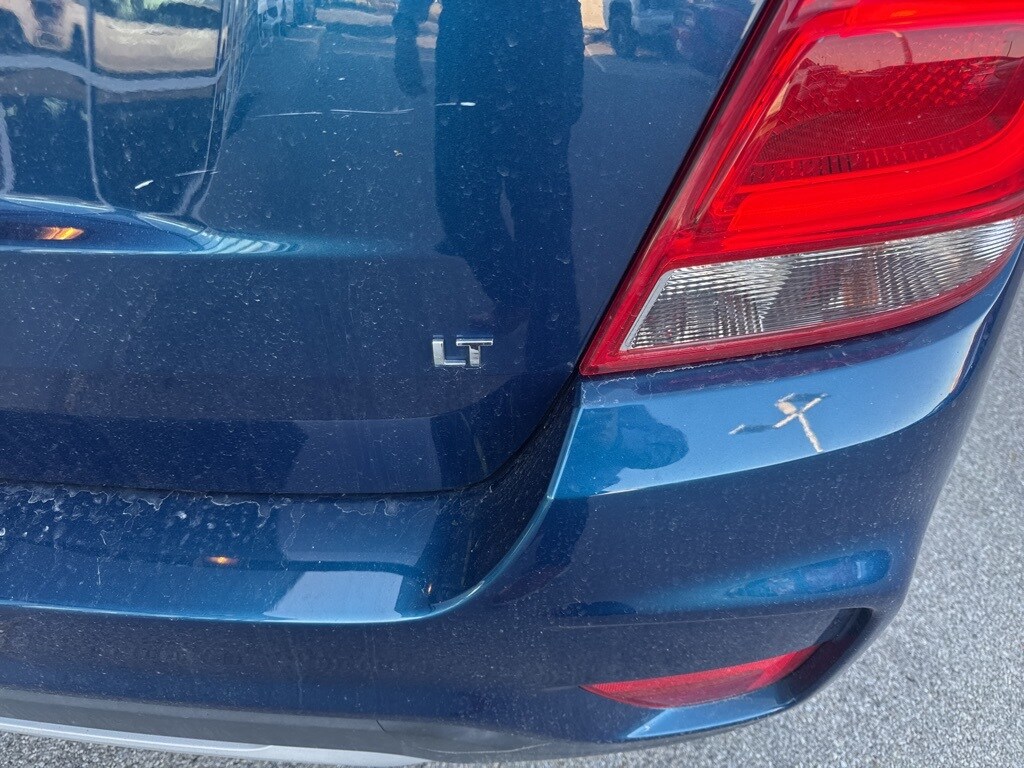 2020 Chevrolet Trax LT photo 4