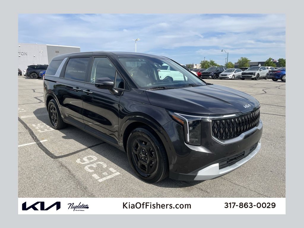 2025 Kia Sedona LXS's photo