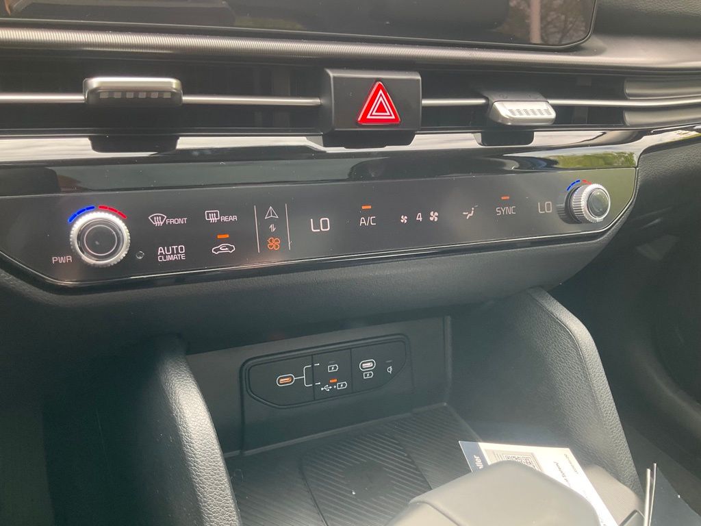2026 Kia Sportage SX Prestige - Photo 24