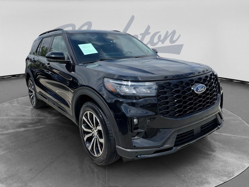 Used 2025 Ford Explorer ST-Line SUV