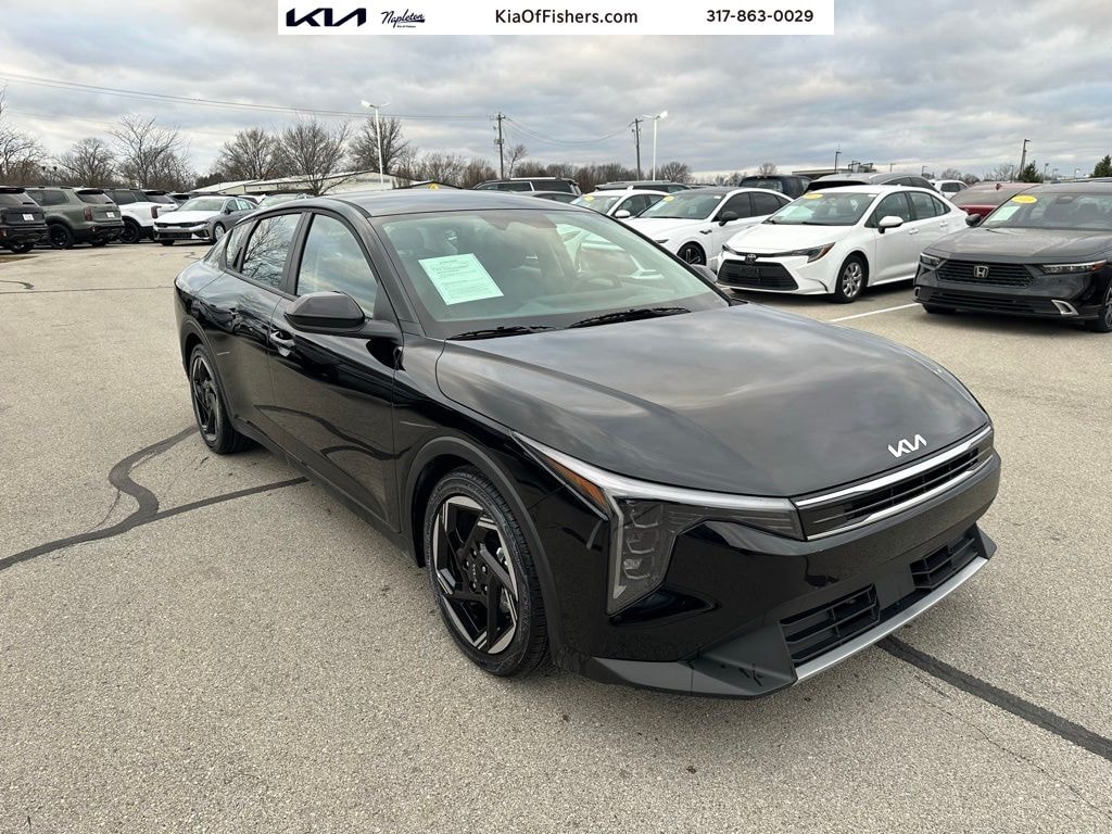 New 2025 Kia K4 EX Sedan