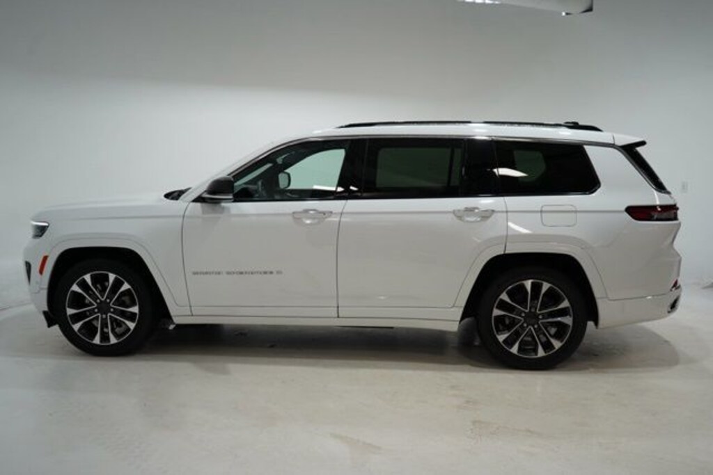 Used 2023 Jeep Grand Cherokee L Overland SUV