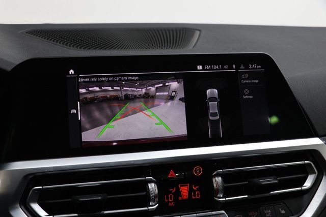 2022 BMW 3 Series 330i - Photo 24