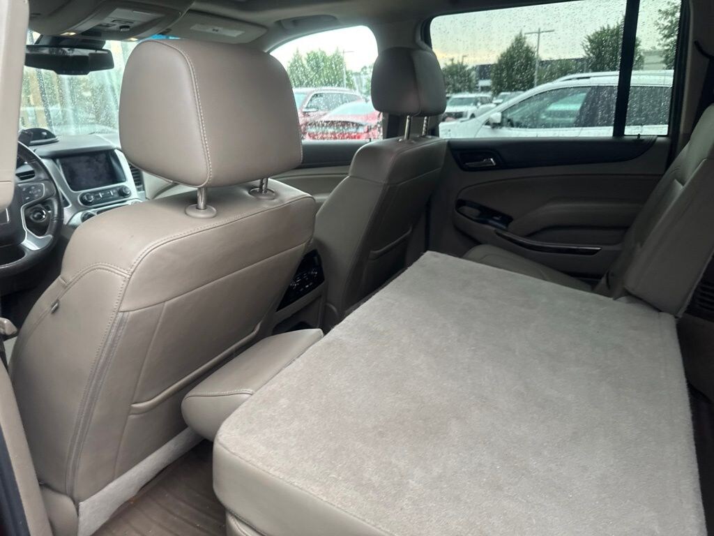 Used 2017 GMC Yukon XL SLT SUV