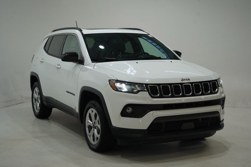 Used 2023 Jeep Compass Latitude Lux SUV