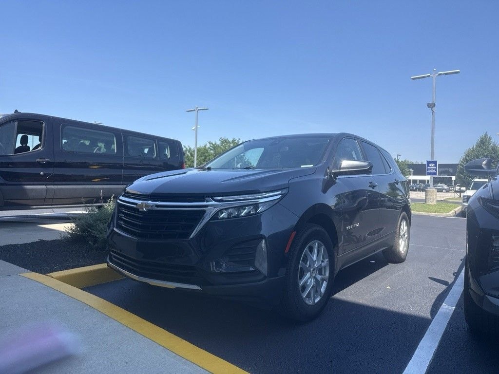 Used 2022 Chevrolet Equinox LT SUV