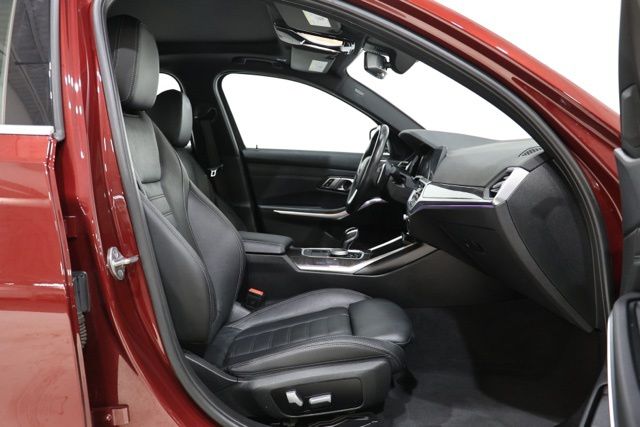 2022 BMW 3 Series 330i - Photo 30