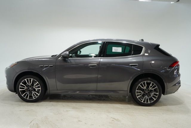 New 2025 Maserati Grecale SUV