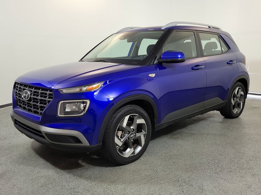 Used 2023 Hyundai Venue SEL SUV