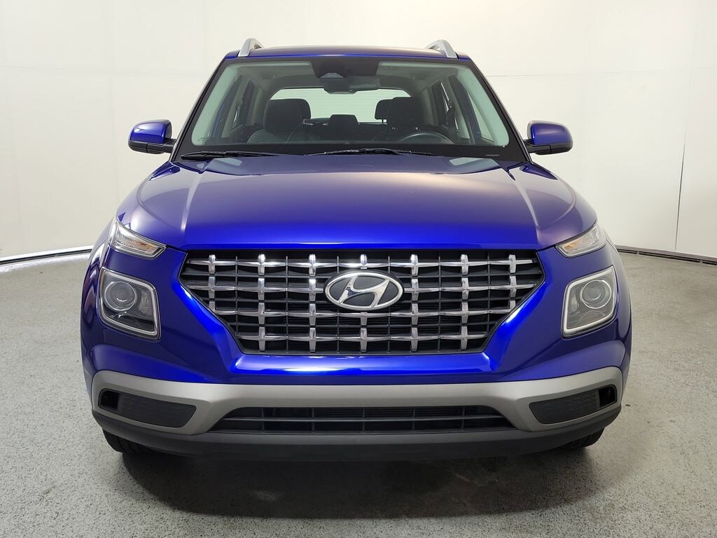Used 2023 Hyundai Venue SEL SUV