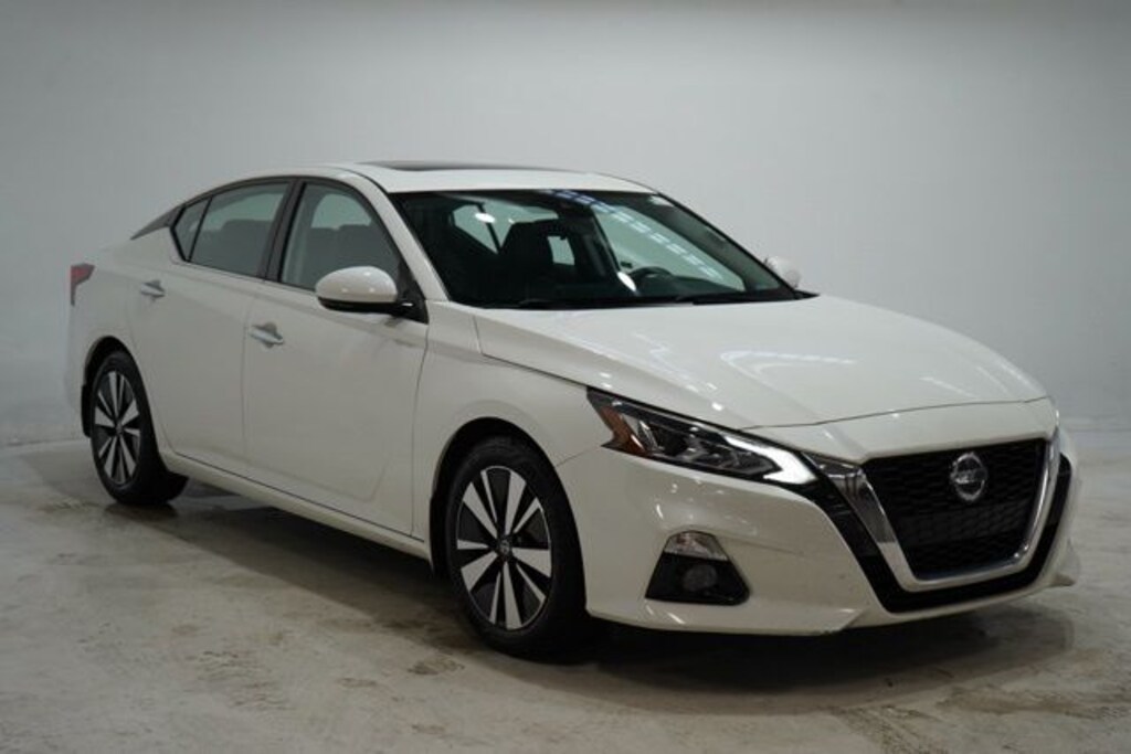 Used 2021 Nissan Altima 2.5 SL Sedan