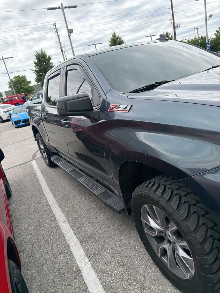 2020 Chevrolet Silverado 1500 RST - Photo 13