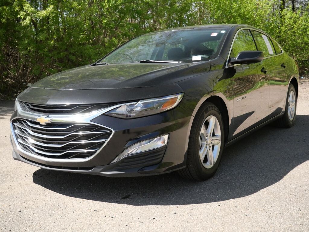 Used 2024 Chevrolet Malibu LT Sedan