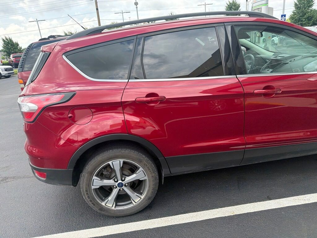 Used 2017 Ford Escape SE SUV