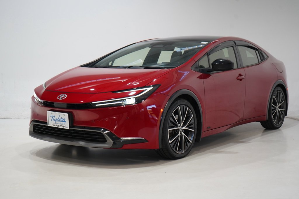 Used 2023 Toyota Prius XLE Hatchback