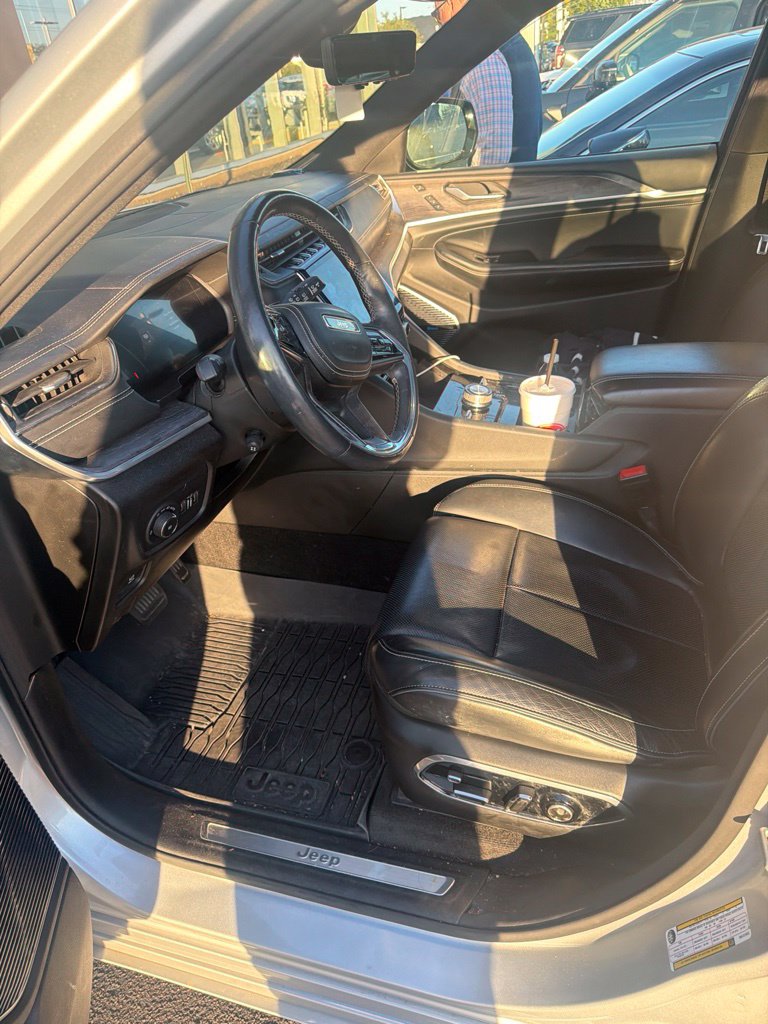 Used 2021 Jeep Grand Cherokee L Overland SUV