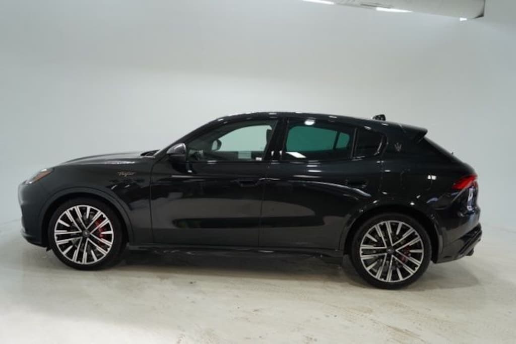New 2025 Maserati Grecale Trofeo SUV