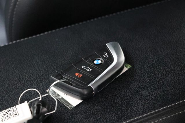 2022 BMW 3 Series 330i - Photo 31