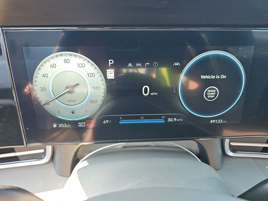 Used 2025 Hyundai Elantra SEL Convenience Sedan