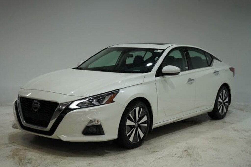 Used 2021 Nissan Altima 2.5 SL Sedan