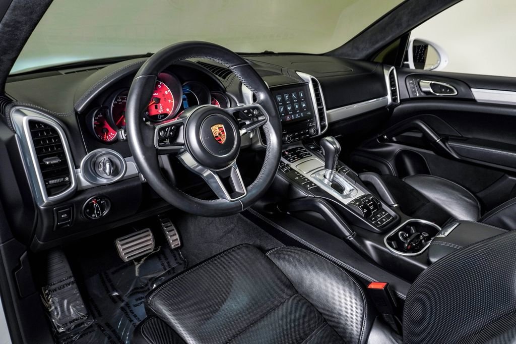 Used 2017 Porsche Cayenne Turbo SUV