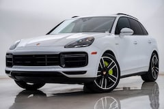 2023 Porsche Cayenne E-Hybrid Turbo S SUV